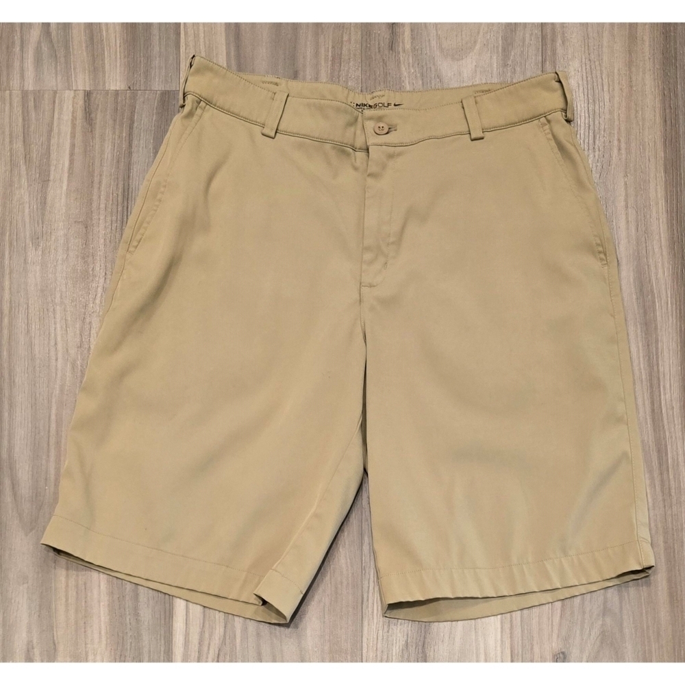 Nike Men's Chino Golf Shorts - Size 32 - Dri-FIT Comfort & Style